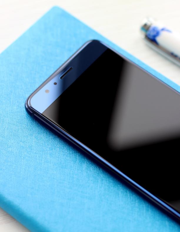 颜值之王,美得令人窒息 荣耀8真机评测