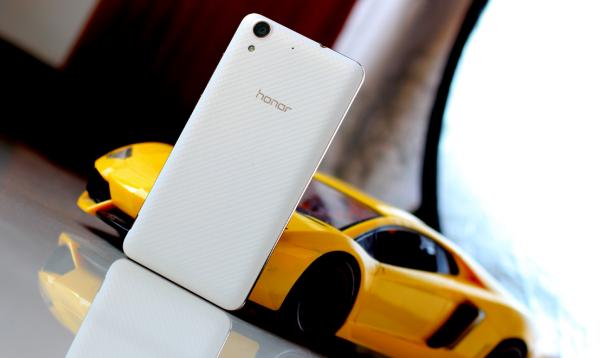 699元起荣耀畅玩5A图文评测:新一代青春神机