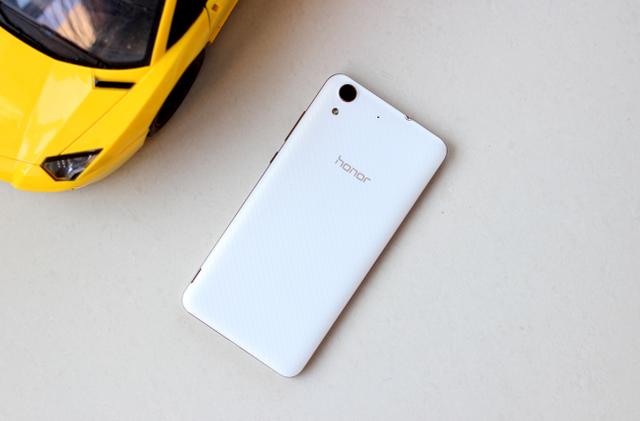 699元起荣耀畅玩5A图文评测:新一代青春神机